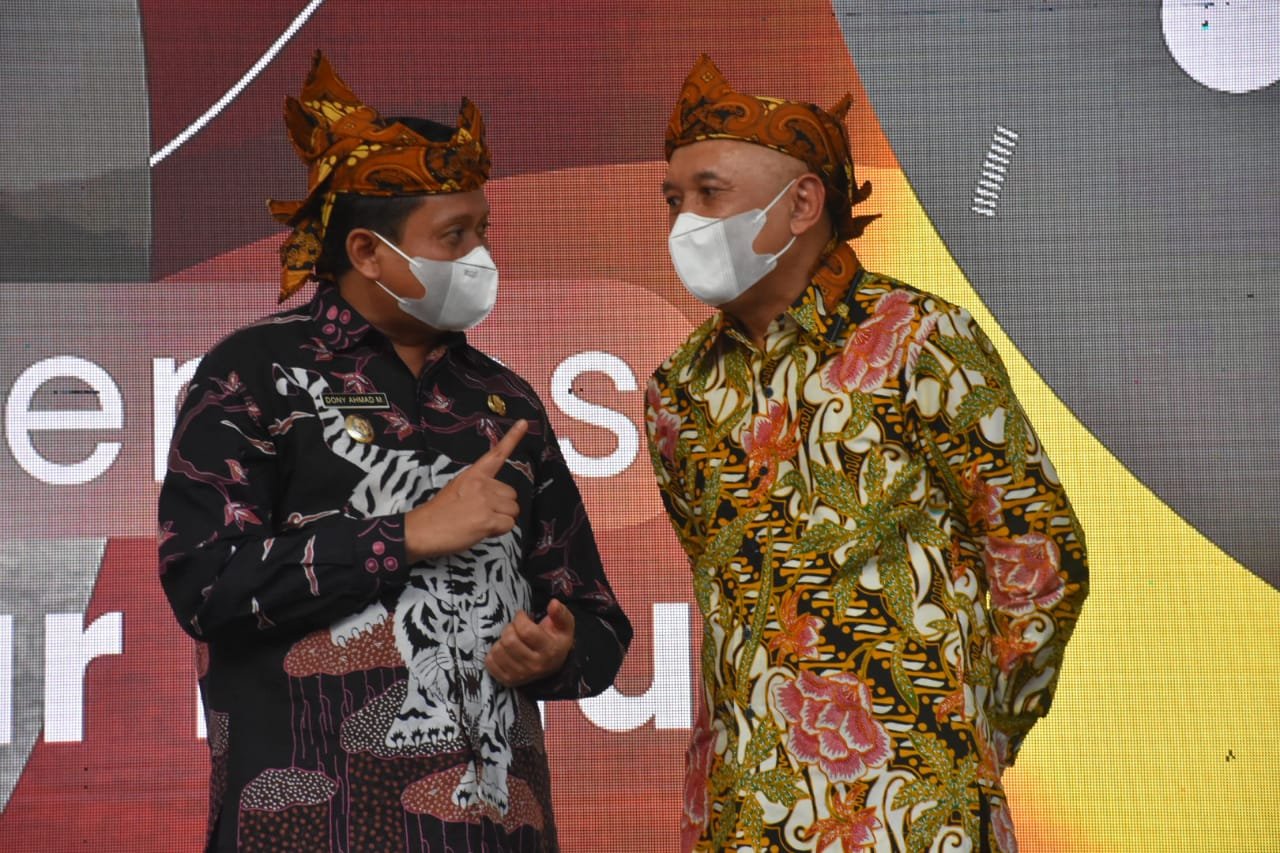Teten dan Kacang Koro