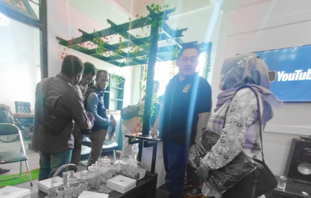 Disparbudpora saat memperkenalkan Tourism Information Center (TIC) kepada sejumlah awak media